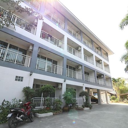 Hotel Oyo 75389 Pandora House Pattaya Esterno foto