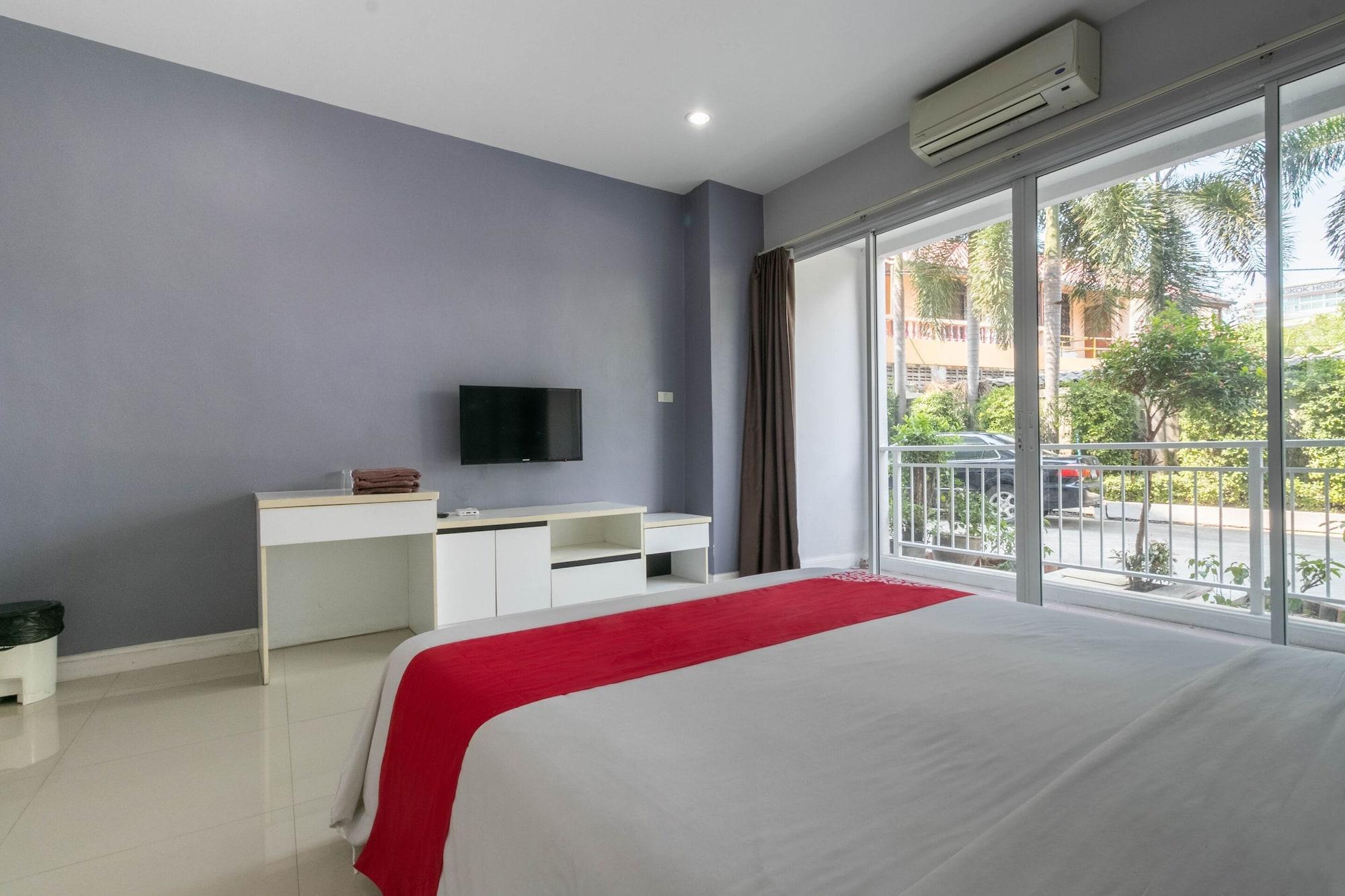 Hotel Oyo 75389 Pandora House Pattaya Esterno foto
