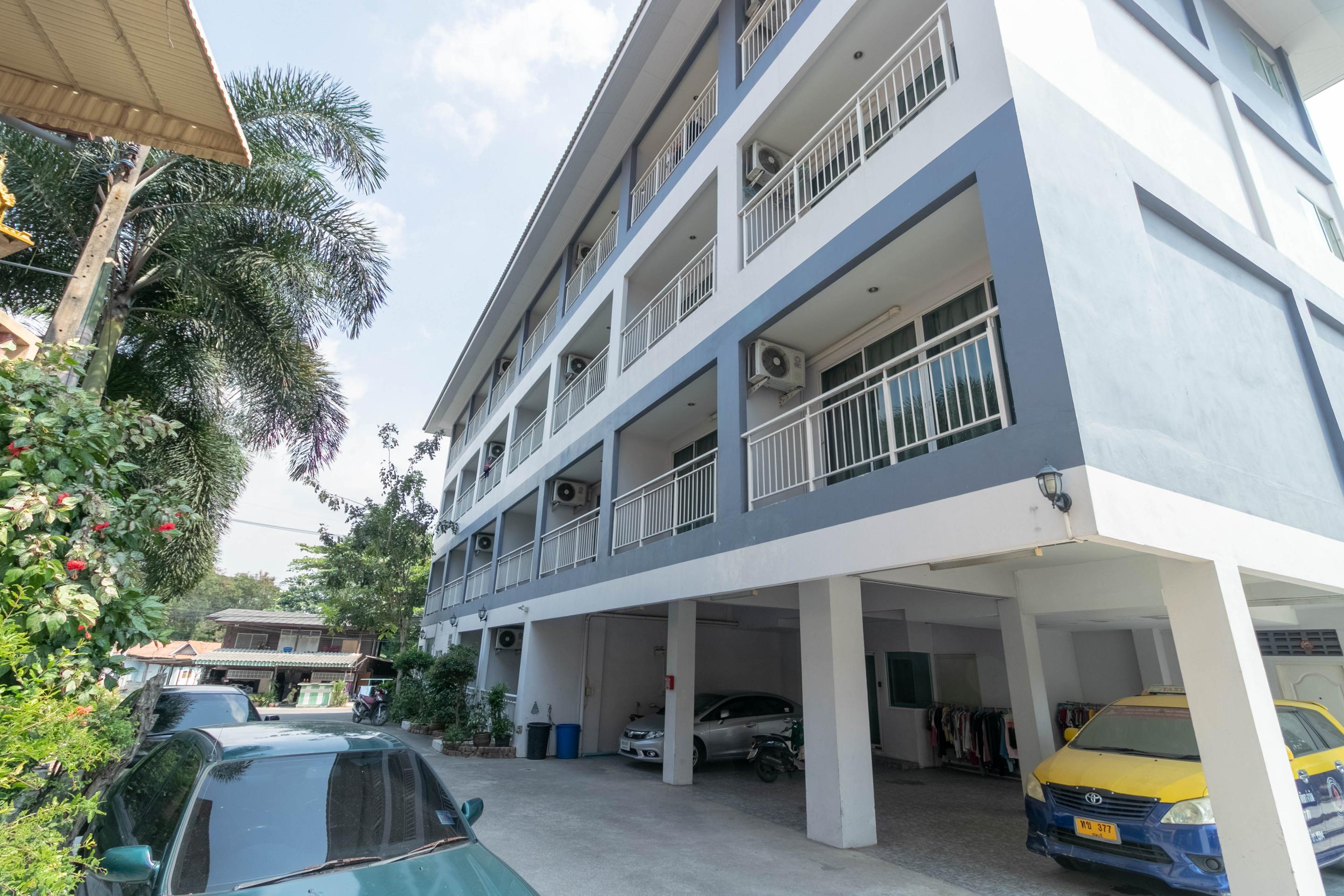 Hotel Oyo 75389 Pandora House Pattaya Esterno foto