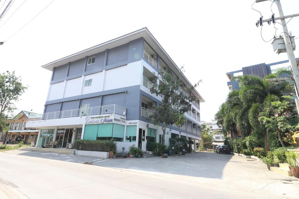 Hotel Oyo 75389 Pandora House Pattaya Esterno foto