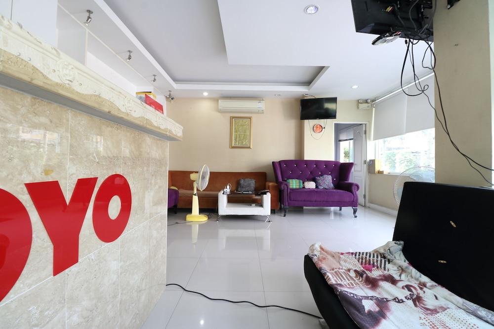 Hotel Oyo 75389 Pandora House Pattaya Esterno foto