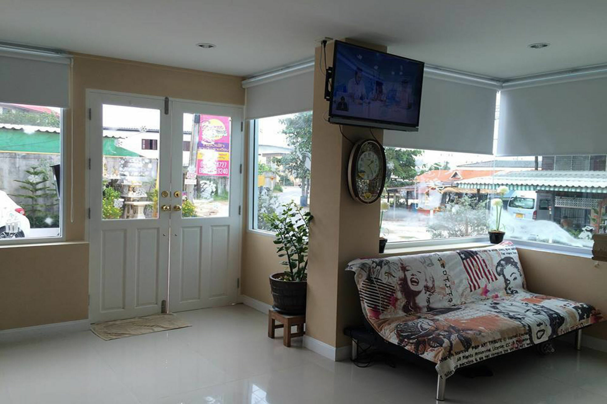 Hotel Oyo 75389 Pandora House Pattaya Esterno foto